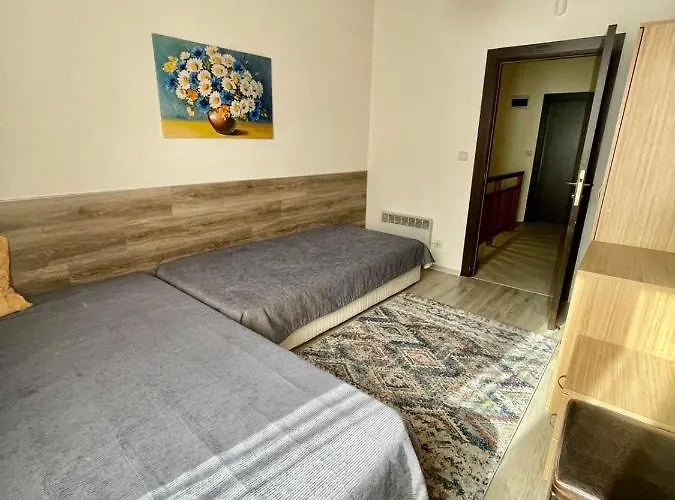 別荘 Pirin Golf House *